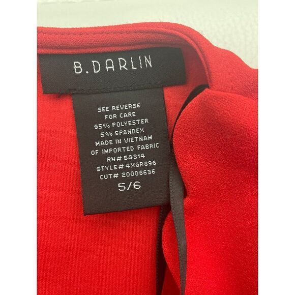 B. Darlin Fit and Flare Red Scallop Neckline Dress Size 5/6 juniors - Picture 7 of 8